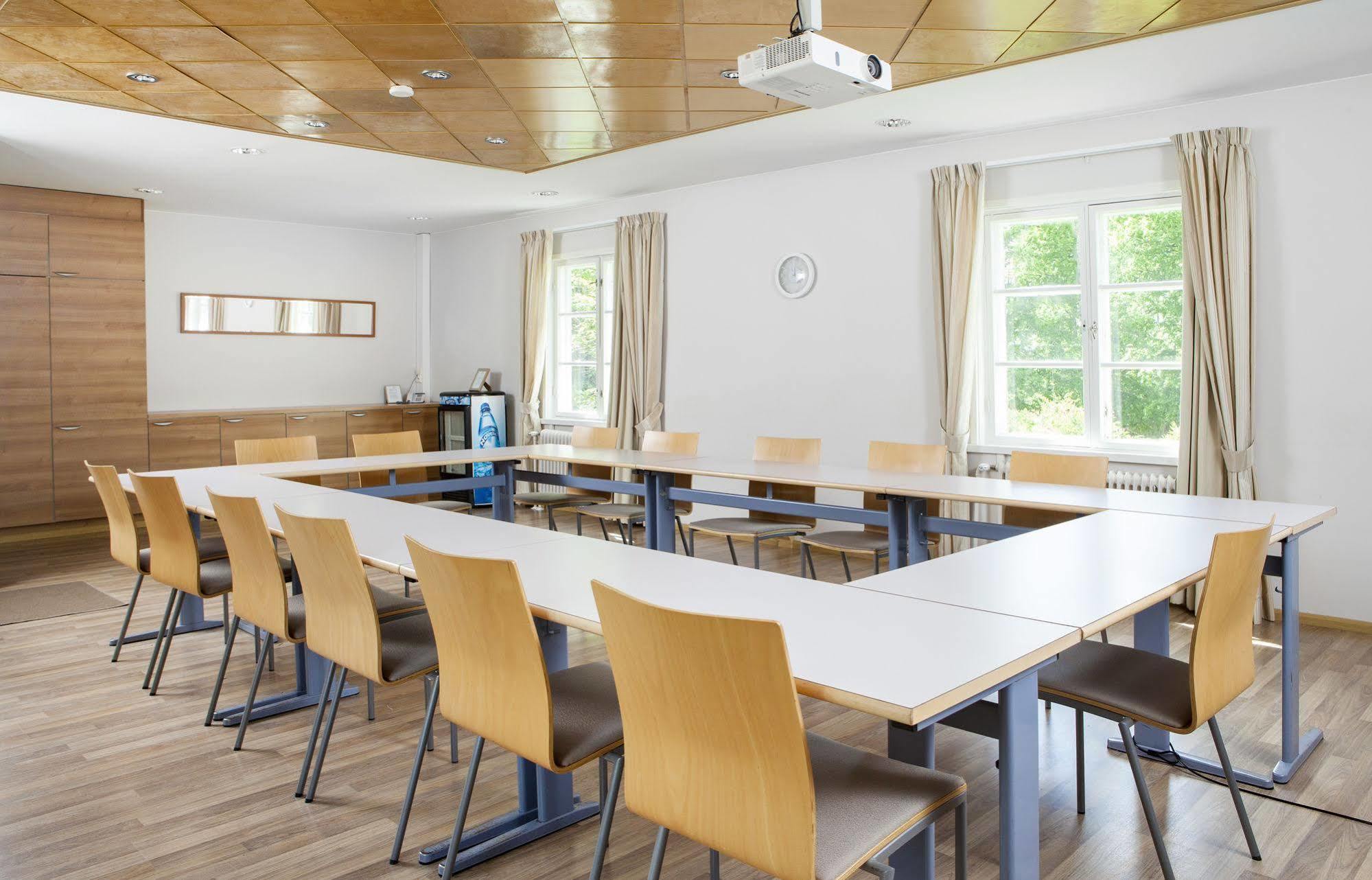 Backbyn Kartano Hotel Espoo Eksteriør billede